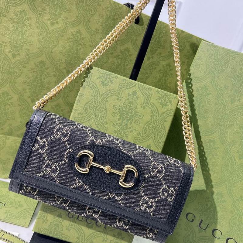 Gucci Handbags 376